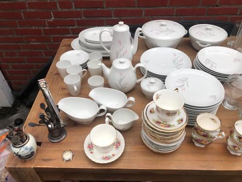 veel service  foto,s ! kom kijken aub rook huisdieren vrij !, Huis en Inrichting, Keuken | Servies, Zo goed als nieuw, Overige typen