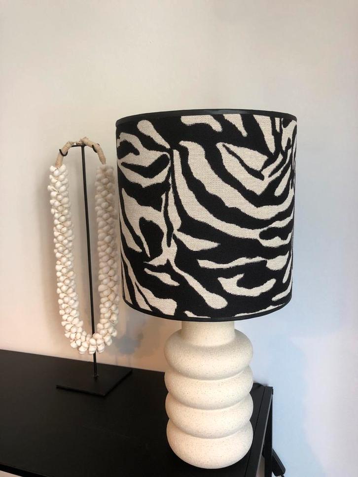 Handgemaakte lampenkap zebraprint!, Huis en Inrichting, Lampen | Lampenkappen, Nieuw, 25 tot 50 cm, Rond, Ophalen of Verzenden