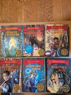 GERONIMO STILTON de kronieken van fantasia, Boeken, Ophalen of Verzenden, Gelezen