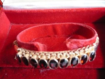Puntgave antieke zware 14 karaat gouden armband beschikbaar voor biedingen