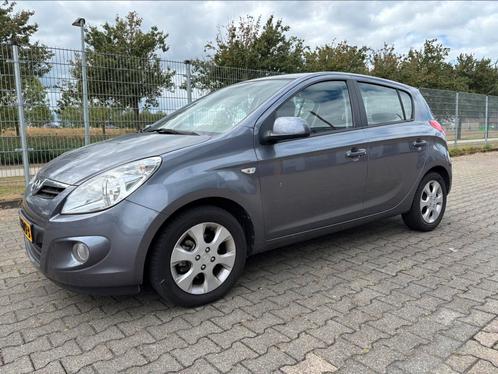 Hyundai i20 1.4 5-DRS AUT 2009 Grijs airco Automaat !, Auto's, Hyundai, Particulier, i20, Airconditioning, Centrale vergrendeling