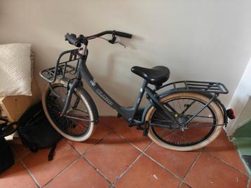 Clubb Alpina kinderfiets 22 inch beschikbaar voor biedingen