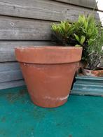 Italiaanse Terracotta bloempot groot 31w-26hoog Miekje's, Tuin en Terras, Bloempotten, Ophalen, 40 cm of meer, ., Rond