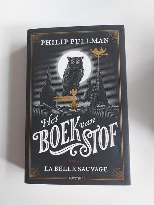 Philip Pullman - het boek van stof deel 1, Boeken, Science fiction, Zo goed als nieuw, Ophalen of Verzenden