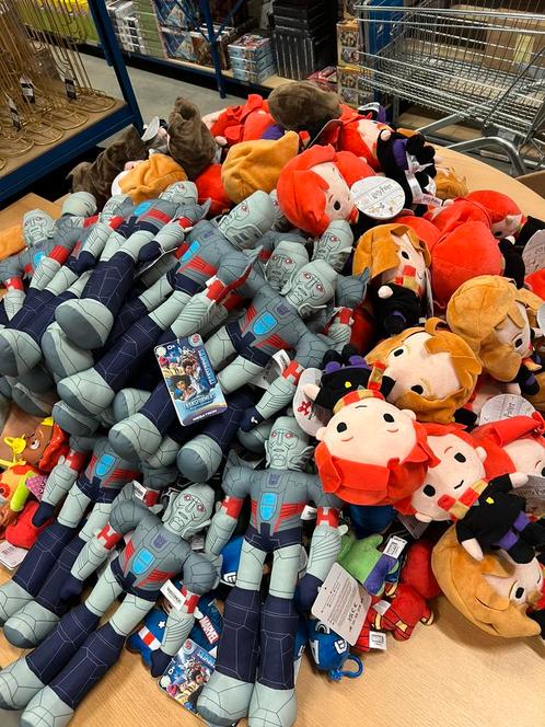 Partij speelgoed pluche A-merk 350 stuks nieuw, Kinderen en Baby's, Speelgoed | Knuffels en Pluche, Nieuw, Overige typen, Ophalen of Verzenden