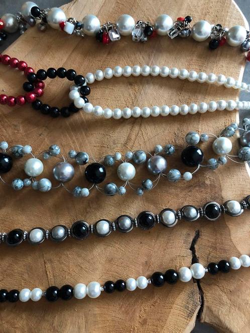Nieuw, Div. wit/ zwarte kettingen, Sieraden, Tassen en Uiterlijk, Kettingen, Nieuw, Overige materialen, Verstelbaar, Ophalen of Verzenden