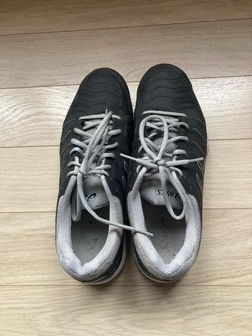 Tennisschoenen ASICS Gel Challenger (maat 42.5) beschikbaar voor biedingen