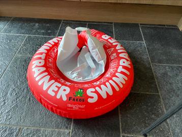 Freds Swimtrainer beschikbaar voor biedingen
