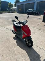 Piaggio zip 2003 duits, Fietsen en Brommers, Scooters | Piaggio, Ophalen, Zo goed als nieuw, Benzine, Zip