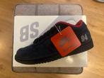 Nike SB x Supreme dunk low US 6.5, Kleding | Heren, Overige kleuren, Nike, Nieuw, Ophalen of Verzenden