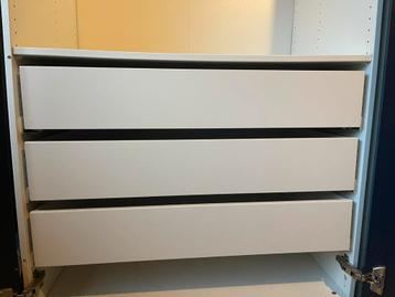 Ikea Pax kast inhoud (lades, planken etc)