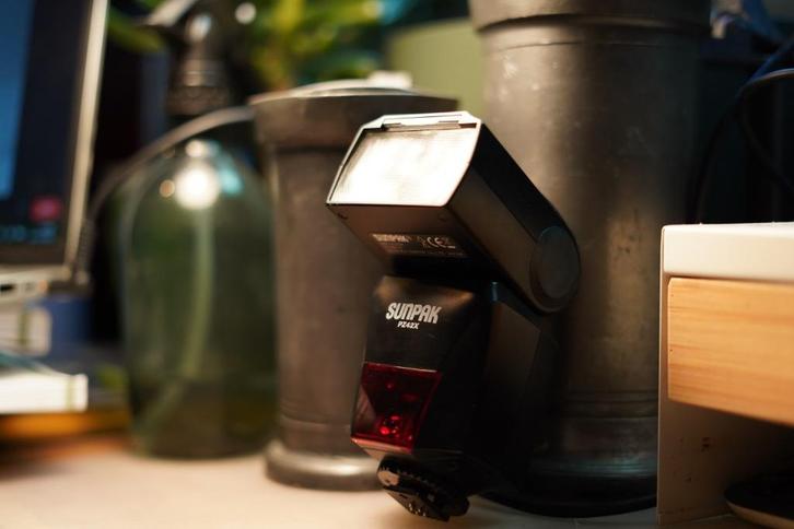 Sunpak flits PZ42X, Audio, Tv en Foto, Fotografie | Flitsers, Gebruikt, Overige merken, Ophalen of Verzenden