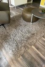 Nog prima beige/taupe kleur kleed (240x170), Ophalen, Zo goed als nieuw, Rechthoekig