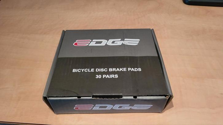 Schijfremblokset edge, shimano B01S, werkplaatsdoos 30 sets, Fietsen en Brommers, Fietsonderdelen, Nieuw, Algemeen, Overige typen