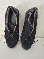 Suède zwarte sneakers mt 37, Ophalen of Verzenden, Zo goed als nieuw, Zwart, Sneakers of Gympen
