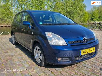 Toyota Verso 1.8 VVT-i Sol airco cruis control trekhaak park beschikbaar voor biedingen