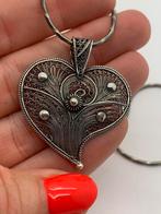 X625 Prachtige zilveren ketting met hanger hart, Met hanger, Ophalen of Verzenden, X, Zilver
