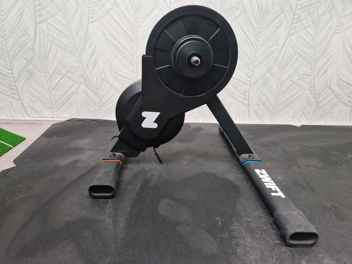 Zwift Hub One - In zeer goede staat!, Sport en Fitness, Fitnessapparatuur, Zo goed als nieuw, Hometrainer, Benen, Metaal, Ophalen