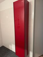 Rode Badkamerkast - Hoog en Stijlvol!, Huis en Inrichting, Badkamer | Badkamermeubels, (Half)hoge kast, Minder dan 50 cm, Ophalen of Verzenden