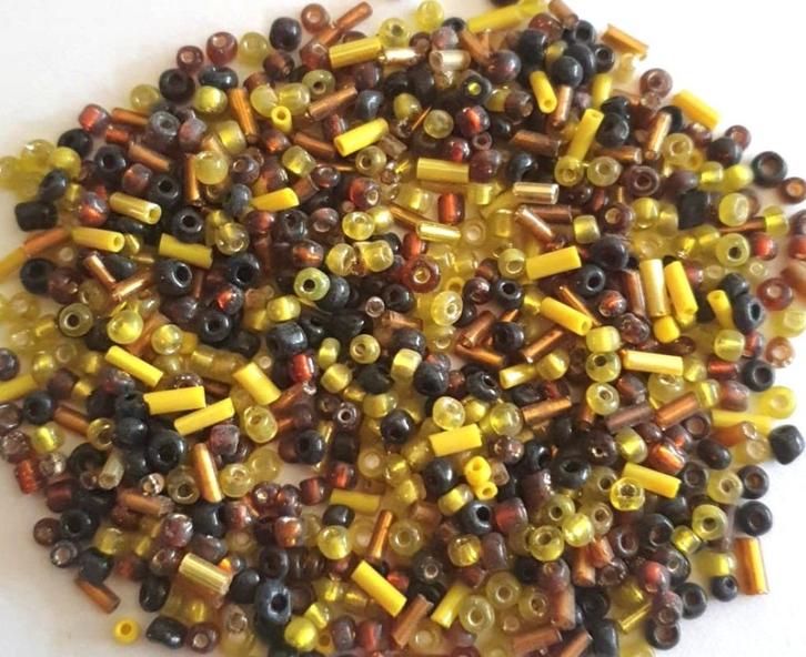 SALE ruim 20 gram Ronde en staafjes Glas kralen mix 2-6 mm, Hobby en Vrije tijd, Kralen en Sieraden maken, Nieuw, Kraal, Verzenden