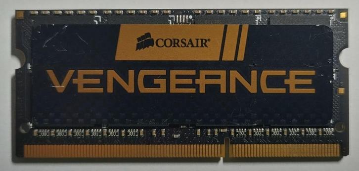 8GB DDR3 1600MHz PC3-12800 Corsair Vengeance Sodimm, Computers en Software, RAM geheugen, Gebruikt, Laptop, 8 GB, DDR3, Verzenden