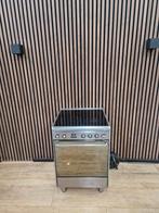 Mooie Rvs Smeg Fornuis keramisch 60 cm (Gratis bezorgen), Keramisch, Zo goed als nieuw, Energieklasse A of zuiniger, Vrijstaand