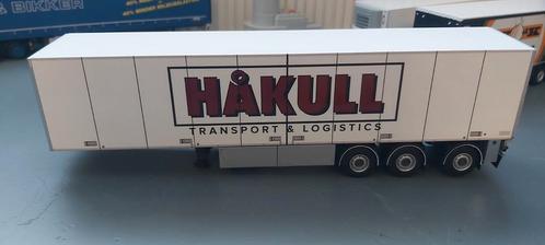 Kastentrailer wsi hakull, Hobby en Vrije tijd, Modelauto's | 1:50, Zo goed als nieuw, Bus of Vrachtwagen, Wsi, Ophalen of Verzenden