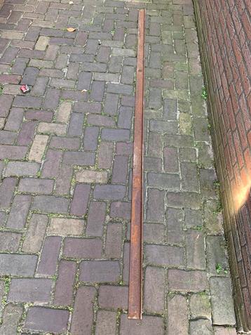 Hoek ijzer 60x39x6 mm 2,50 meter  beschikbaar voor biedingen