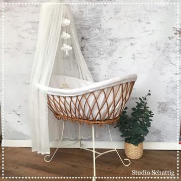 * WIEG BEKLEDING /BEKLEDEN** NIEUW beschikbaar voor biedingen