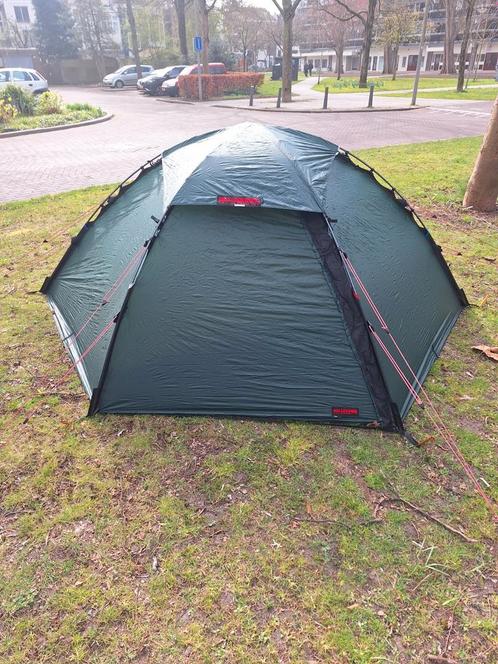 Hilleberg Staika + Grondzeil, Caravans en Kamperen, Tenten, tot en met 2, Zo goed als nieuw, Ophalen of Verzenden