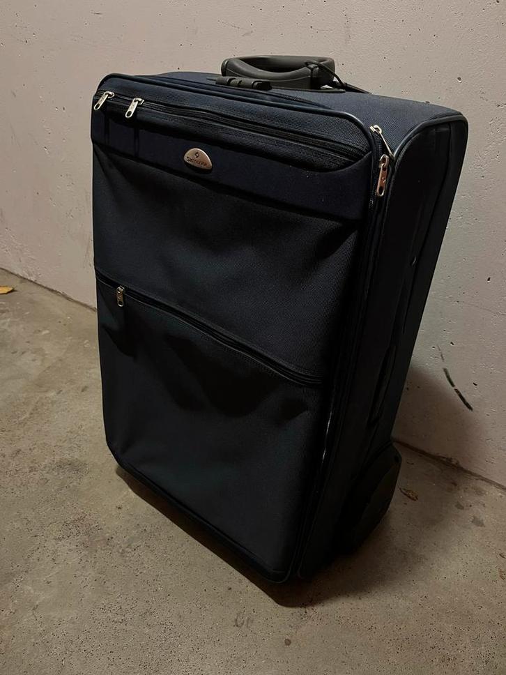 Stevige blauwe Samsonite koffer (ruim bagage) ca 68x46x27 cm, Sieraden, Tassen en Uiterlijk, Koffers, Gebruikt, Zacht kunststof