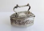 Zilver antiek miniatuur Strijkijzer Loderein doosje, Antiek en Kunst, Ophalen of Verzenden, Zilver