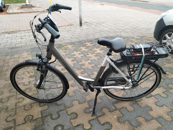 Stella Livorno, Fietsen en Brommers, Elektrische fietsen, Gebruikt, Overige merken, 51 tot 55 cm, 30 tot 50 km per accu, Ophalen