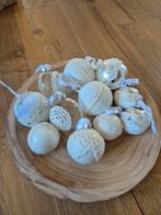 Witte kerstballen, Ophalen, Gebruikt