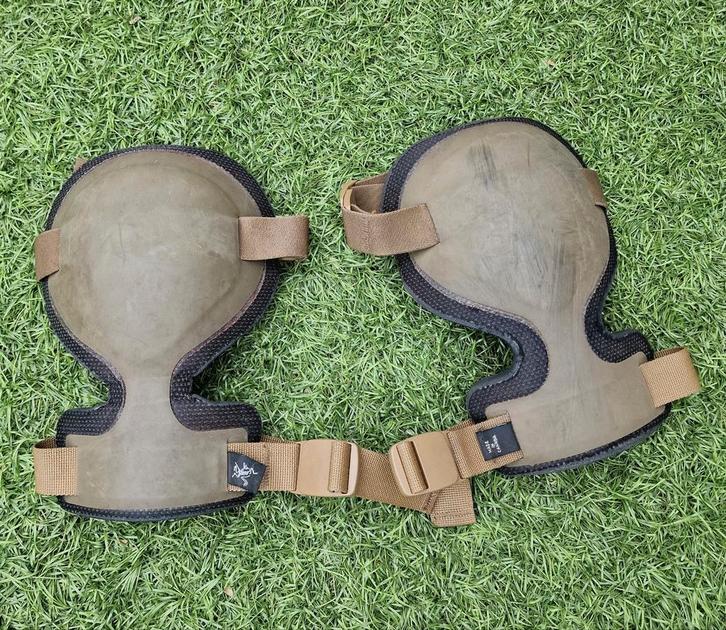 Arc'teryx Leaf combat kniebeschermers Crocodile KCT/Marsof, Verzamelen, Militaria | Algemeen, Overige soorten, Kleding of Schoenen