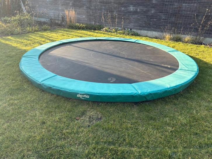 Berg Inground Trampoline 430 cm - Gebruikt, Kinderen en Baby's, Speelgoed | Buiten | Trampolines, Gebruikt, Ophalen