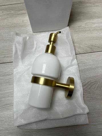 Zeepdispenser Nieuw beschikbaar voor biedingen