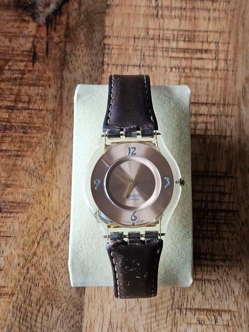 Vintage Swatch SFK model rose goud van 2002 orgineel!, Sieraden, Tassen en Uiterlijk, Horloges | Heren, Gebruikt, Polshorloge