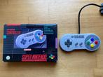 Snes controller boxed, 1 speler, Ophalen of Verzenden, Zo goed als nieuw, Vanaf 3 jaar