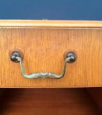 Vintage brocante nachtkastje, bijzet kastje met 2 deurtjes, Ophalen, Gebruikt, Vintage, Nvt