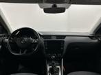 Skoda Octavia 1.0 TSI Greentech Sport Business LEDER STOF, Gebruikt, Lichtsensor, Origineel Nederlands, Bedrijf