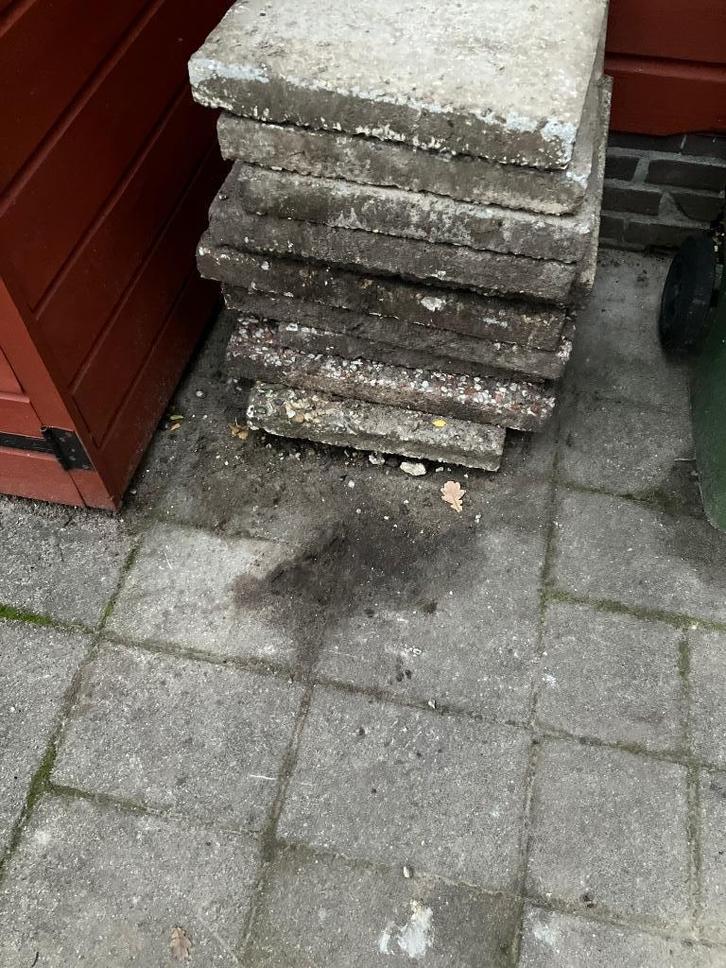 Grindtegels - gratis, Tuin en Terras, Tegels en Klinkers, Gebruikt, Terrastegels, Beton, 5 tot 10 m², Ophalen
