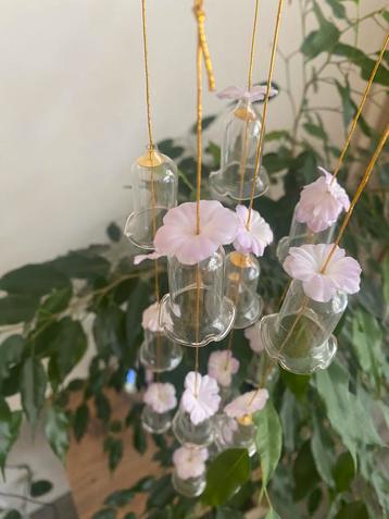 Vintage glazen wind gong beschikbaar voor biedingen