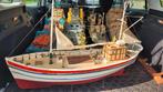 Vissersboot Hellen statisch model. Rc voorbereid., Hobby en Vrije tijd, Modelbouw | Boten en Schepen, Ophalen, Gebruikt, 1:32 tot 1:50