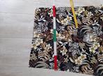 stoffen - klein lapje - lycra - bloemen, Hobby en Vrije tijd, Stoffen en Lappen, Overige materialen, Bruin, 120 cm of meer, Nieuw