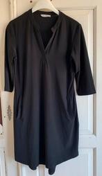 Mooi zwart jurkje, M, Angelle Milan, Maat 38/40 (M), Angelle Milan, Zwart, Ophalen of Verzenden