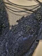 Elegante donkerblauwe feestjurk, Kleding | Dames, Gelegenheidskleding, Galajurk, Blauw, Maat 42/44 (L), Ophalen of Verzenden