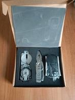 Nieuwe luxe survival set, multitool, compas en monoculair, Ophalen of Verzenden, Nieuw, Overige typen