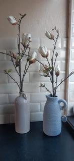 Kunst magnolia tak in vaas, Ophalen of Verzenden, Zo goed als nieuw