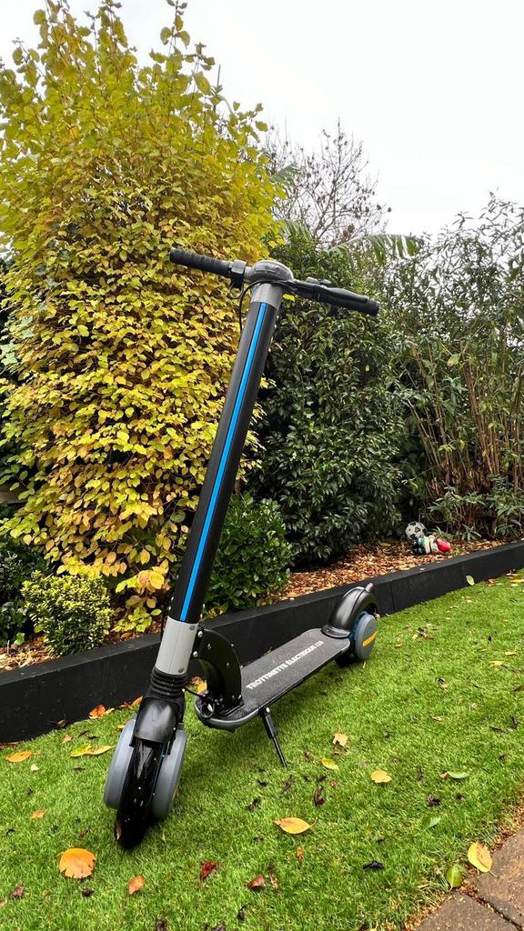 Elektrische step, Fietsen en Brommers, Steps, Zo goed als nieuw, Ophalen of Verzenden